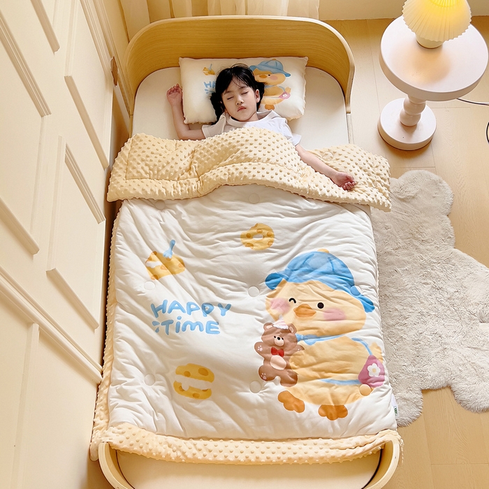 91家纺网 家纺一手货源 找家纺 鱼宝 2025新款大版针织棉豆豆被被子被芯 快乐鸭