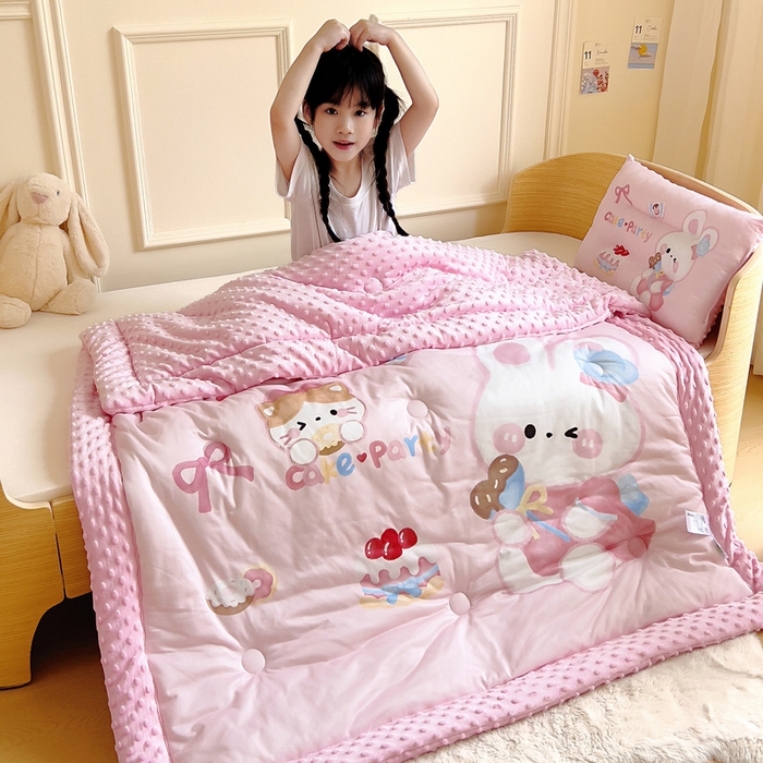 91家纺网 家纺一手货源 找家纺 鱼宝 2025新款大版针织棉豆豆被被子被芯 小兔森妮