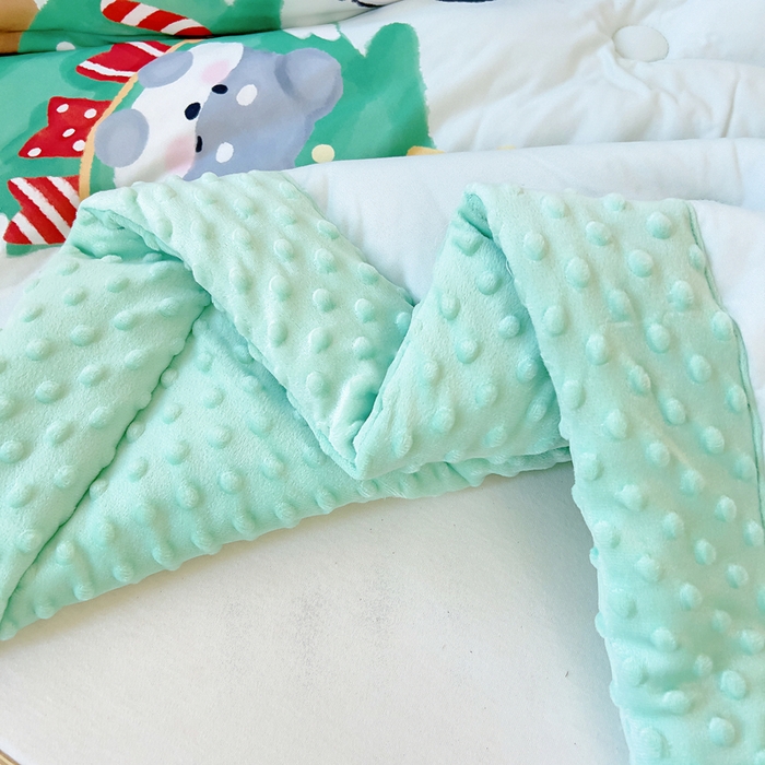 91家纺网 家纺一手货源 找家纺 鱼宝 2025新款大版针织棉豆豆被被子被芯 圣诞熊猫