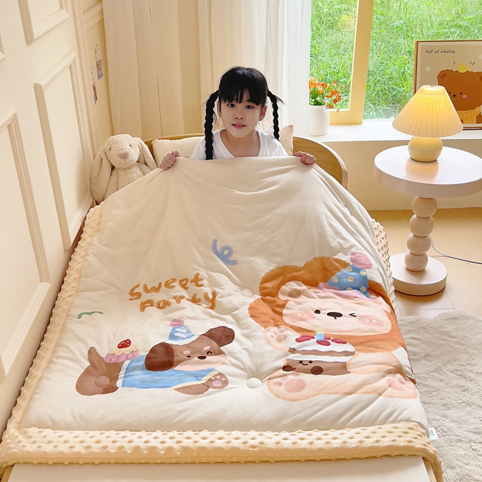 91家纺网 家纺一手货源 找家纺 鱼宝 2025新款大版针织棉豆豆被被子被芯 萌小狮