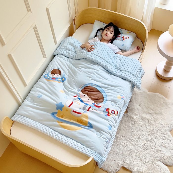 91家纺网 家纺一手货源 找家纺 鱼宝 2025新款大版针织棉豆豆被被子被芯 星际王子