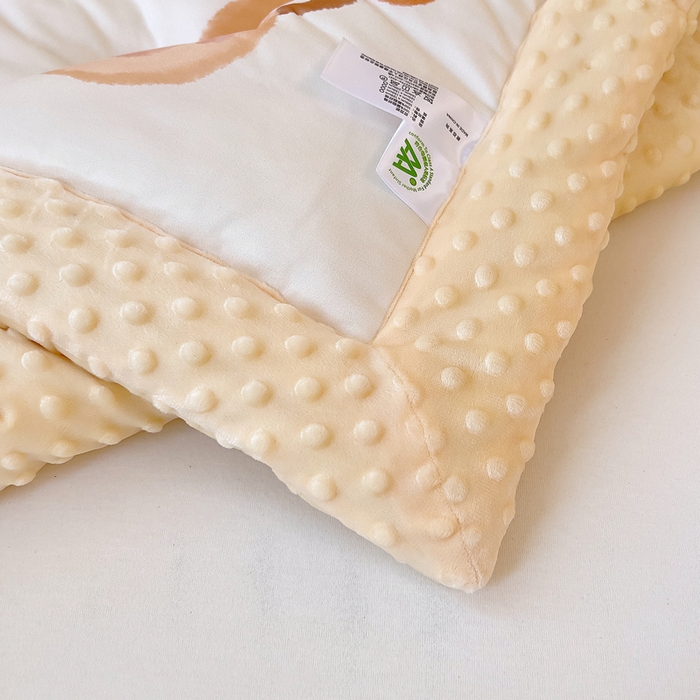 91家纺网 家纺一手货源 找家纺 鱼宝 2025新款大版针织棉豆豆被被子被芯 萌小狮