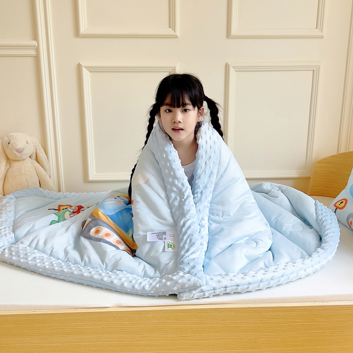 91家纺网 家纺一手货源 找家纺 鱼宝 2025新款大版针织棉豆豆被被子被芯 玩具恐龙