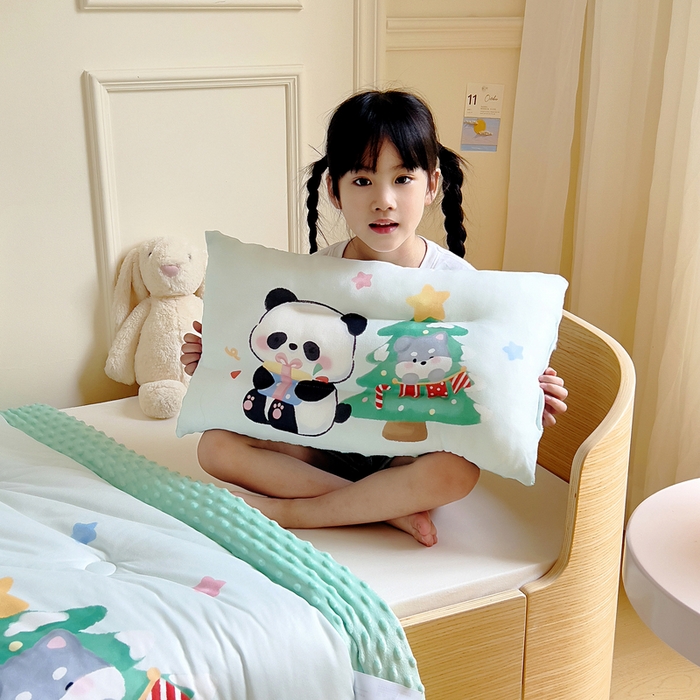 91家纺网 家纺一手货源 找家纺 鱼宝 2025新款大版针织棉豆豆被被子被芯 圣诞熊猫