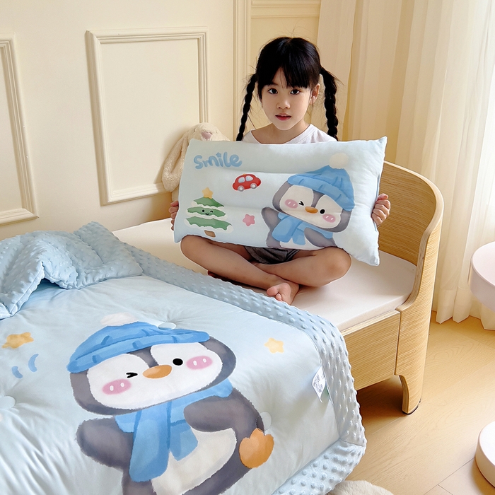 91家纺网 家纺一手货源 找家纺 鱼宝 2025新款大版针织棉豆豆被被子被芯 小企鹅