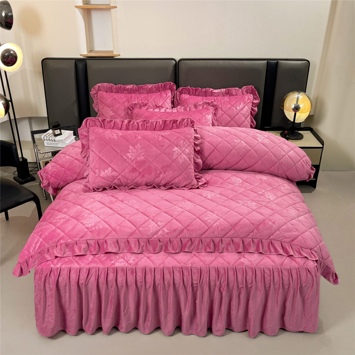 屹成家纺 2025新款压花水晶绒床裙四件套 (四件套不低于210元起) 豆沙