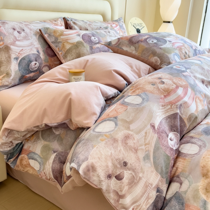 91家纺网 家纺一手货源 找家纺 印季家纺 2025新款数码印花全棉纯棉加厚磨毛四件套 梦幻熊熊（桔）