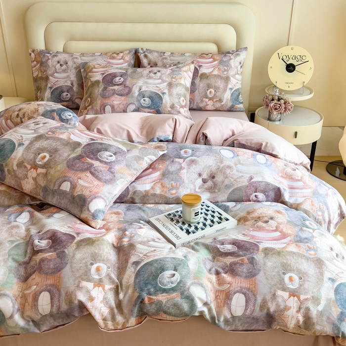 91家纺网 家纺一手货源 找家纺 印季家纺 2025新款数码印花全棉纯棉加厚磨毛四件套 梦幻熊熊（桔）