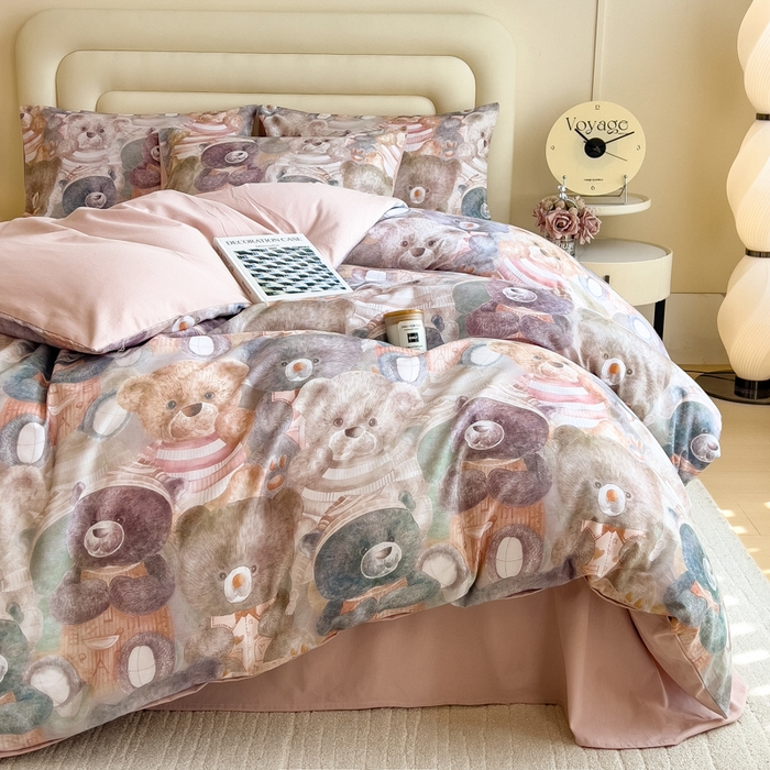 91家纺网 家纺一手货源 找家纺 印季家纺 2025新款数码印花全棉纯棉加厚磨毛四件套 梦幻熊熊（桔）