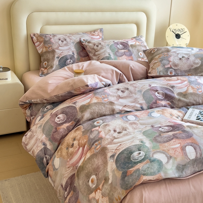 91家纺网 家纺一手货源 找家纺 印季家纺 2025新款数码印花全棉纯棉加厚磨毛四件套 梦幻熊熊（桔）