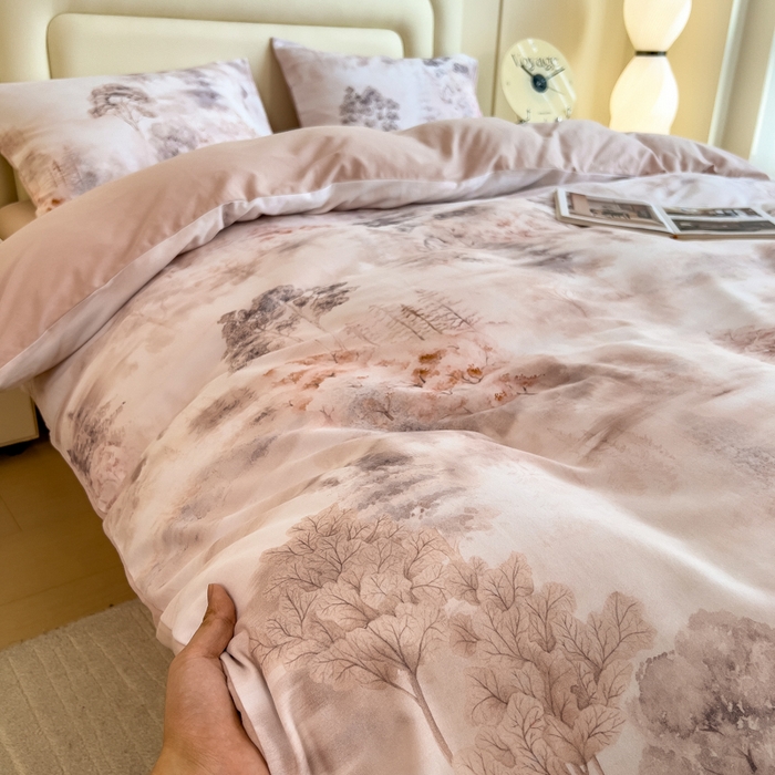 91家纺网 家纺一手货源 找家纺 印季家纺 2025新款数码印花全棉纯棉加厚磨毛四件套 雨若青烟（粉）