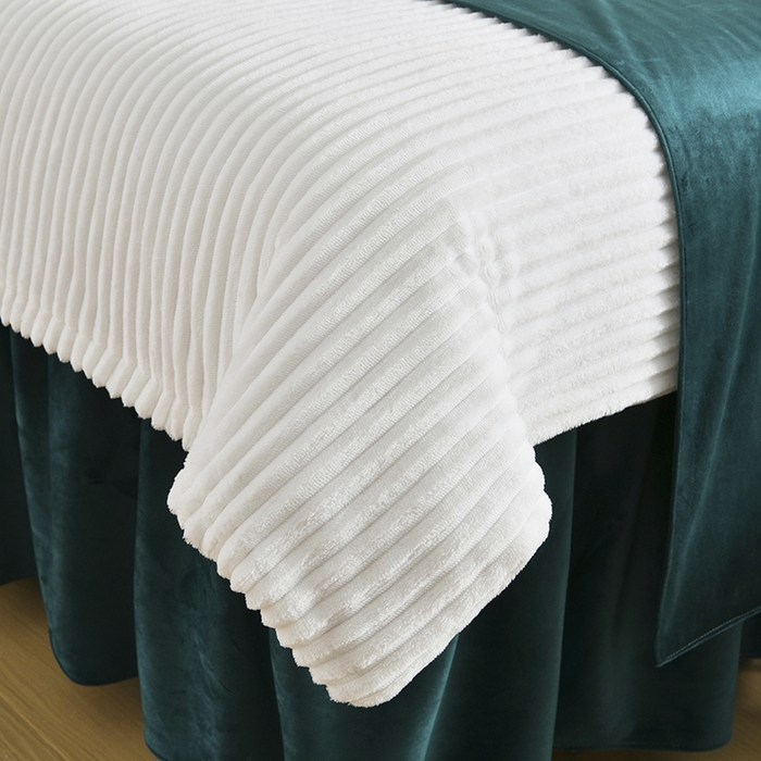 91家纺网 家纺一手货源 找家纺 诗薇娅 2025新款加厚兔毛绒美容床罩  美容床罩四件套 白+墨绿