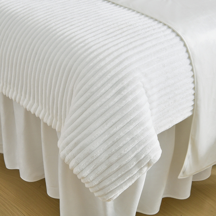 91家纺网 家纺一手货源 找家纺 诗薇娅 2025新款加厚兔毛绒美容床罩  美容床罩四件套 本白