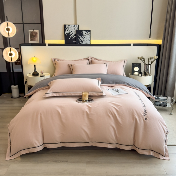 91家纺网 家纺一手货源 找家纺 印季家纺 2025新款绣花一字绣全棉纯棉加厚磨毛四件套 海棠粉-深灰