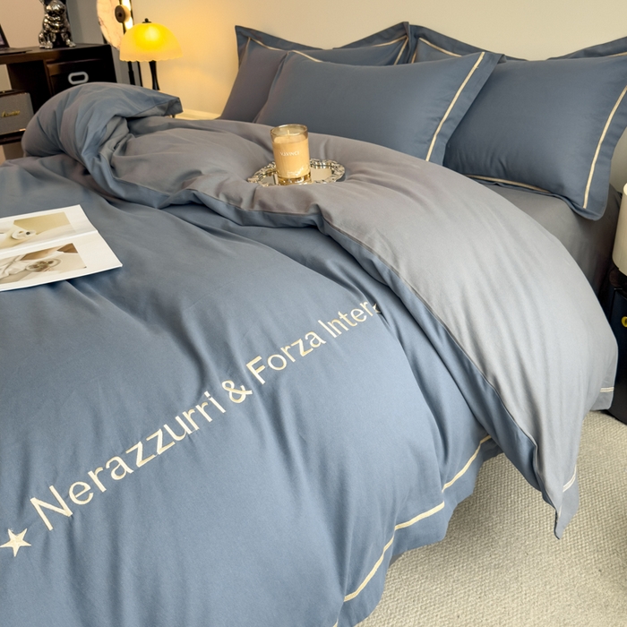 91家纺网 家纺一手货源 找家纺 印季家纺 2025新款绣花一字绣全棉纯棉加厚磨毛四件套 宝石蓝-深灰