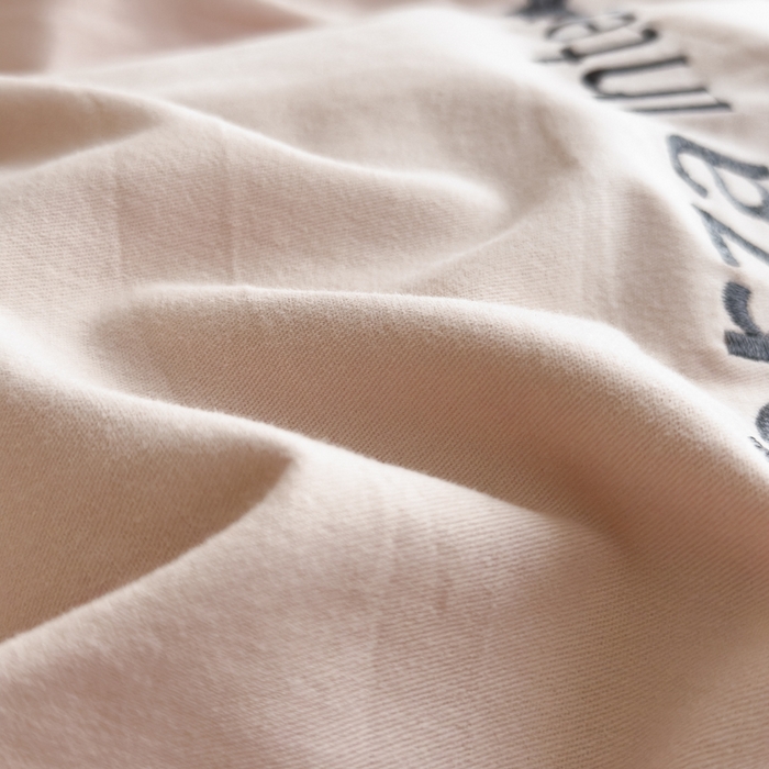 91家纺网 家纺一手货源 找家纺 印季家纺 2025新款绣花一字绣全棉纯棉加厚磨毛四件套 海棠粉-深灰