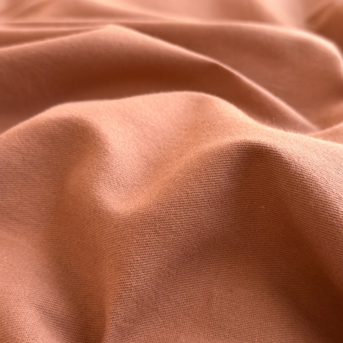 91家纺网 家纺一手货源 找家纺 印季家纺 2025新款绣花一字绣全棉纯棉加厚磨毛四件套 太妃棕-奶油驼