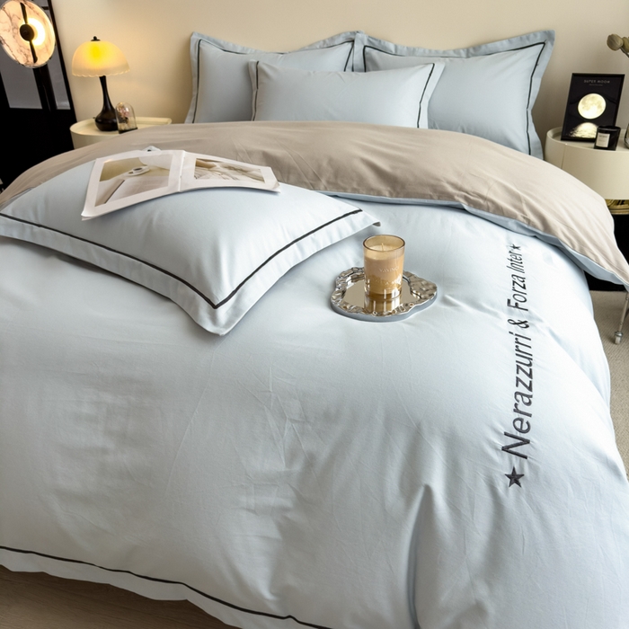 91家纺网 家纺一手货源 找家纺 印季家纺 2025新款绣花一字绣全棉纯棉加厚磨毛四件套 爱丽丝蓝-星空银