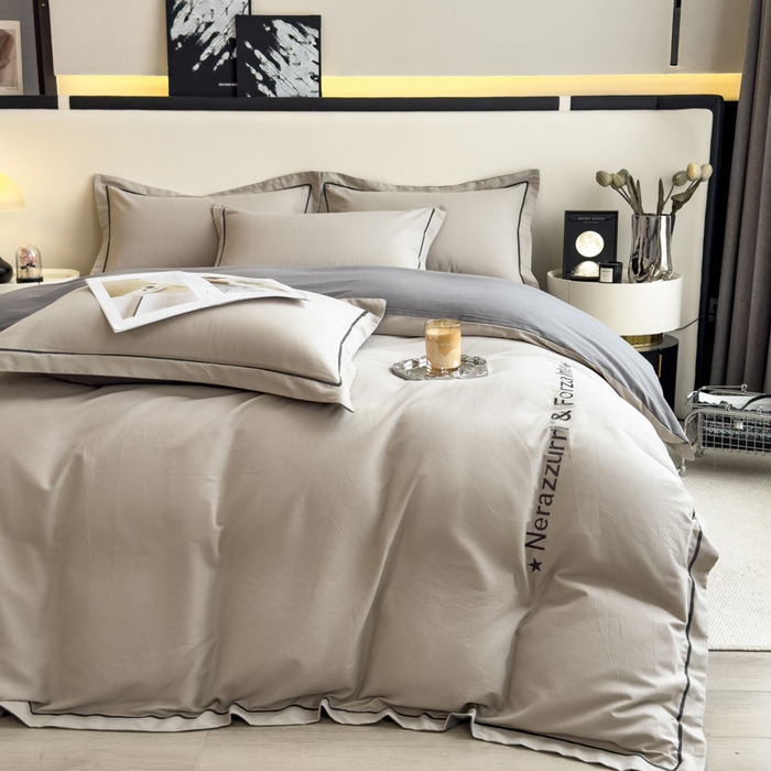 91家纺网 家纺一手货源 找家纺 印季家纺 2025新款绣花一字绣全棉纯棉加厚磨毛四件套 星空银-深灰