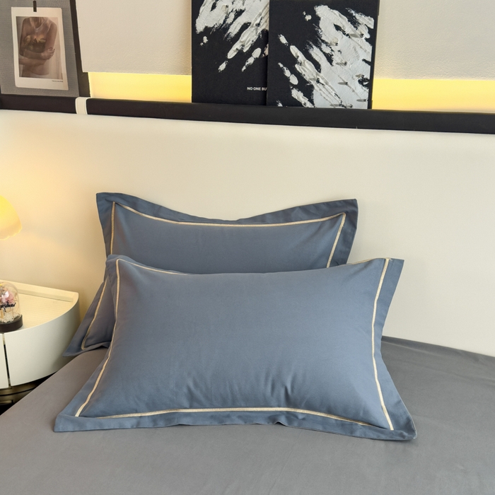 91家纺网 家纺一手货源 找家纺 印季家纺 2025新款绣花一字绣全棉纯棉加厚磨毛四件套 宝石蓝-深灰