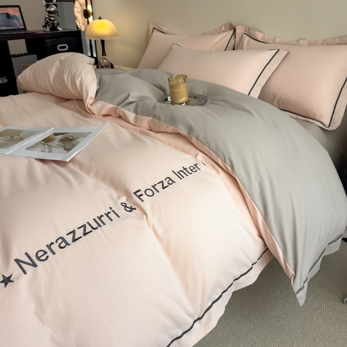 91家纺网 家纺一手货源 找家纺 印季家纺 2025新款绣花一字绣全棉纯棉加厚磨毛四件套 梦幻粉-星空银