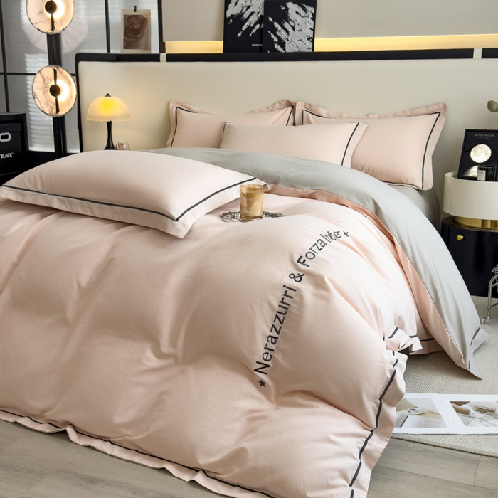 91家纺网 家纺一手货源 找家纺 印季家纺 2025新款绣花一字绣全棉纯棉加厚磨毛四件套 梦幻粉-星空银