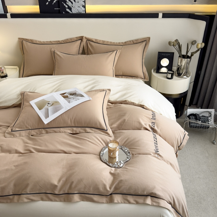 91家纺网 家纺一手货源 找家纺 印季家纺 2025新款绣花一字绣全棉纯棉加厚磨毛四件套 奶油驼-奶昔白