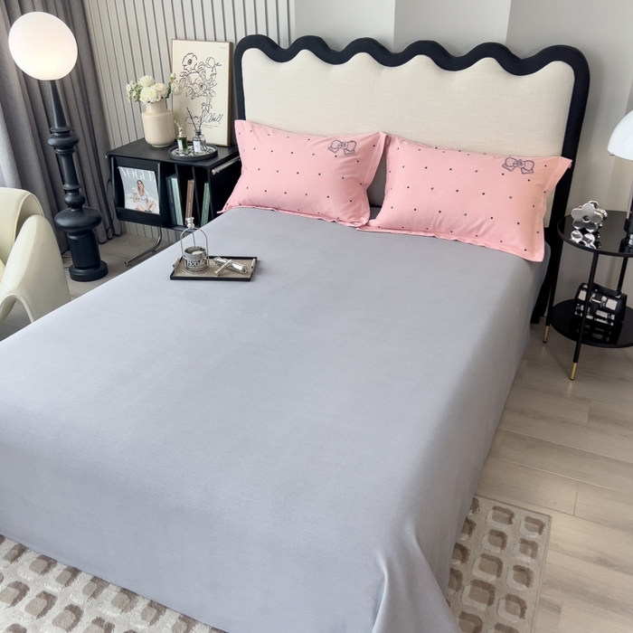 91家纺网 家纺一手货源 找家纺 印季家纺 2025新款全棉纯棉波点蝴蝶结绣花混纺磨毛四件套 优雅粉-灰