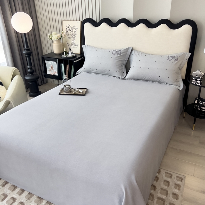 91家纺网 家纺一手货源 找家纺 （总）印季家纺 2025新款全棉纯棉波点蝴蝶结绣花混纺磨毛四件套