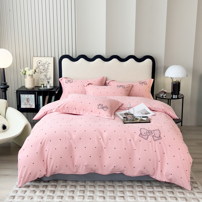 91家纺网 家纺一手货源 找家纺 印季家纺 2025新款全棉纯棉波点蝴蝶结绣花混纺磨毛四件套 优雅粉-灰