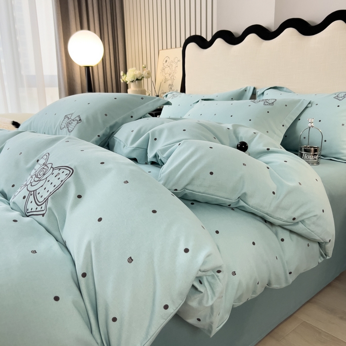 91家纺网 家纺一手货源 找家纺 印季家纺 2025新款全棉纯棉波点蝴蝶结绣花混纺磨毛四件套 星河兰