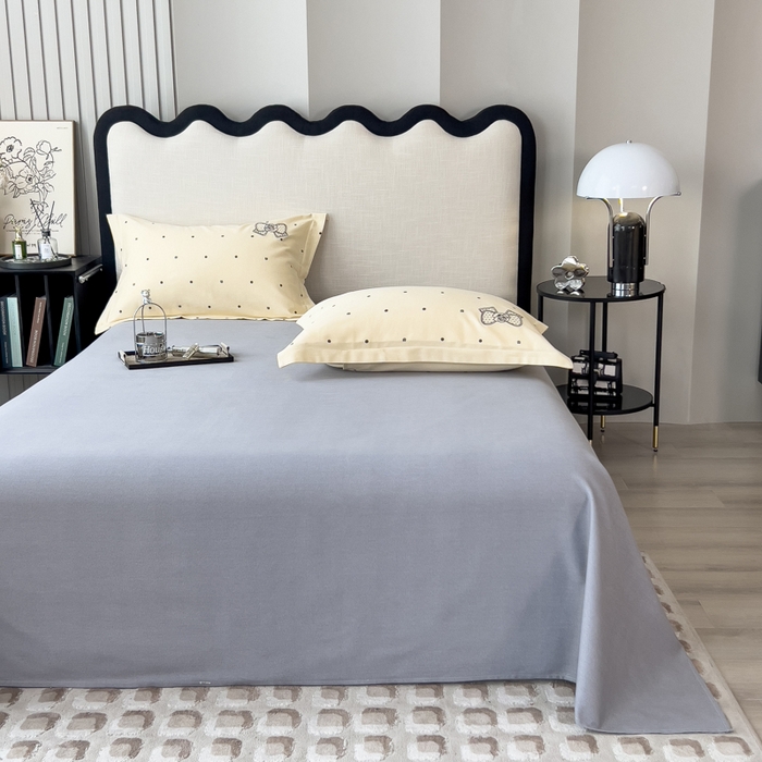 91家纺网 家纺一手货源 找家纺 印季家纺 2025新款全棉纯棉波点蝴蝶结绣花混纺磨毛四件套 奶昔白-灰