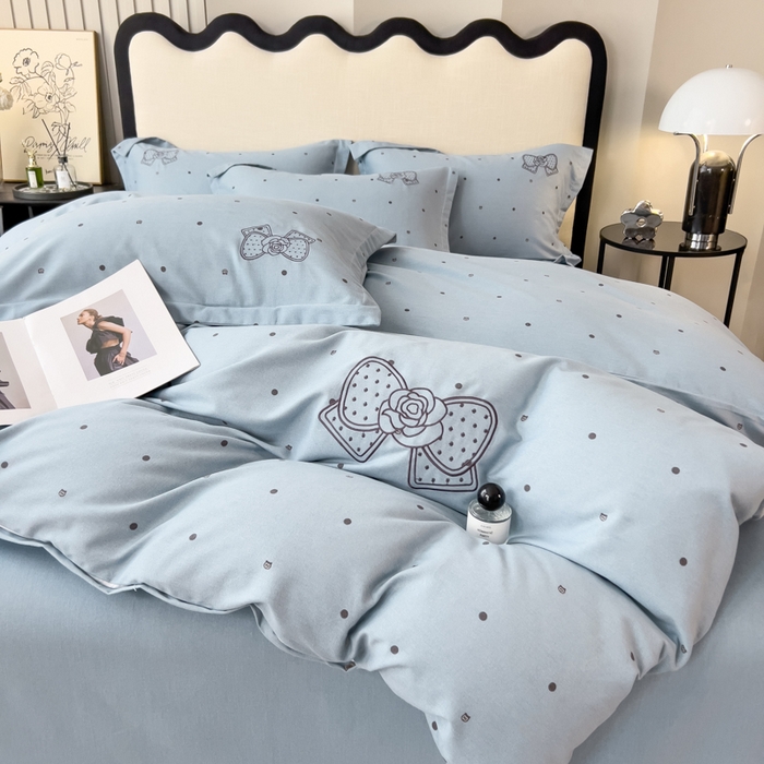 印季家纺 2025新款全棉纯棉波点蝴蝶结绣花混纺磨毛四件套 螺甸青