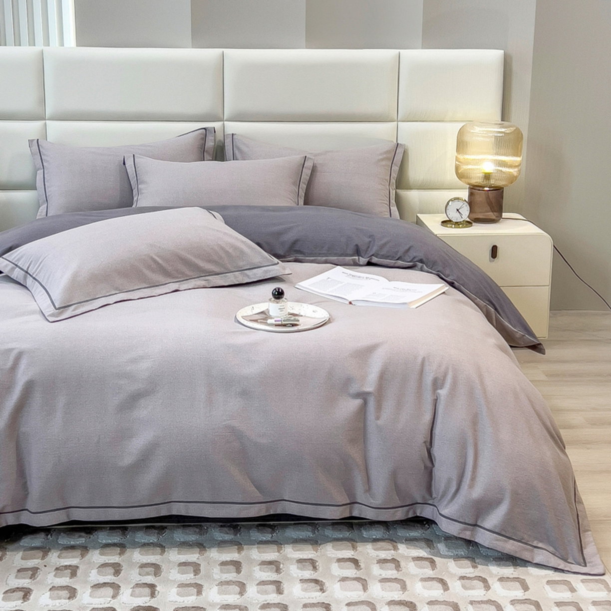 91家纺网 家纺一手货源 找家纺 （总）印季家纺 2025新款纯色磨毛混纺一字绣四件套