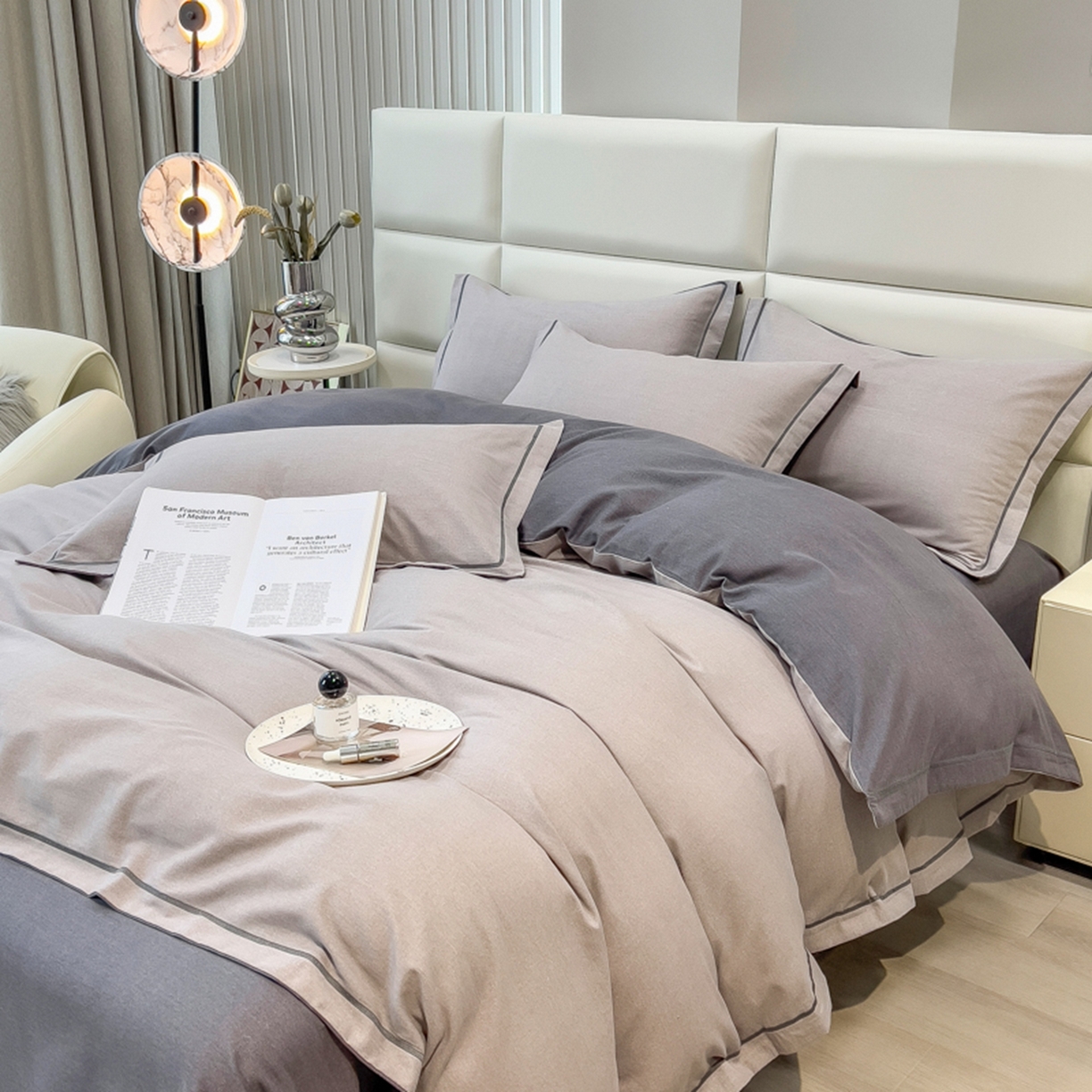 91家纺网 家纺一手货源 找家纺 印季家纺 2025新款纯色磨毛混纺一字绣四件套 浅灰-深灰