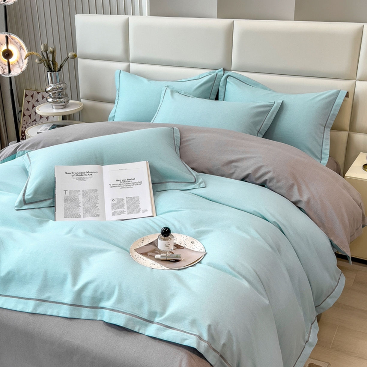 91家纺网 家纺一手货源 找家纺 印季家纺 2025新款纯色磨毛混纺一字绣四件套 天蓝-浅灰