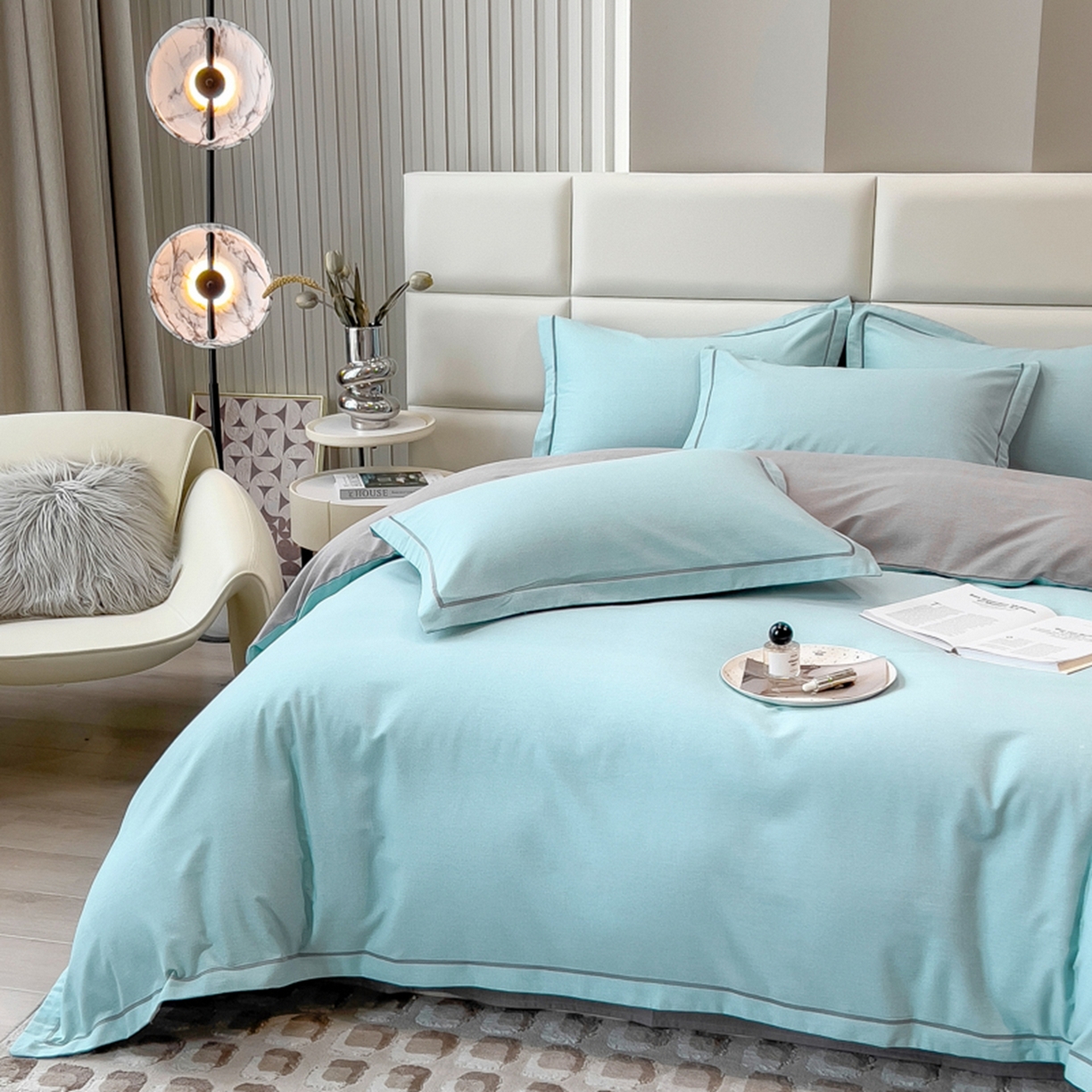 91家纺网 家纺一手货源 找家纺 印季家纺 2025新款纯色磨毛混纺一字绣四件套 天蓝-浅灰