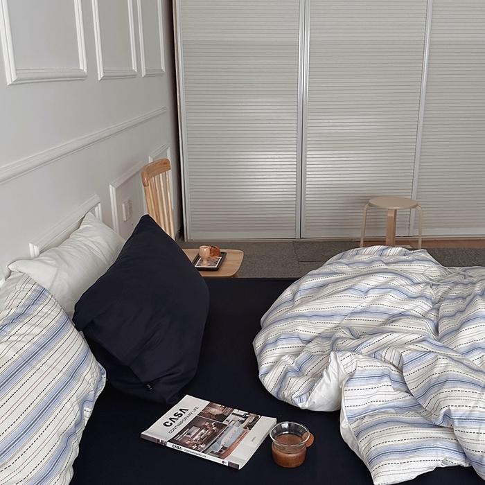 91家纺网 家纺一手货源 找家纺 柚可家居 2025新款40支色织全棉纯棉四件套 冰岛叙事（会员-5元） 冰岛叙事（枕套条纹+白色）