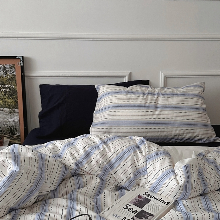 91家纺网 家纺一手货源 找家纺 柚可家居 2025新款40支色织全棉纯棉四件套 冰岛叙事（会员-5元） 冰岛叙事（枕套白色+藏蓝）