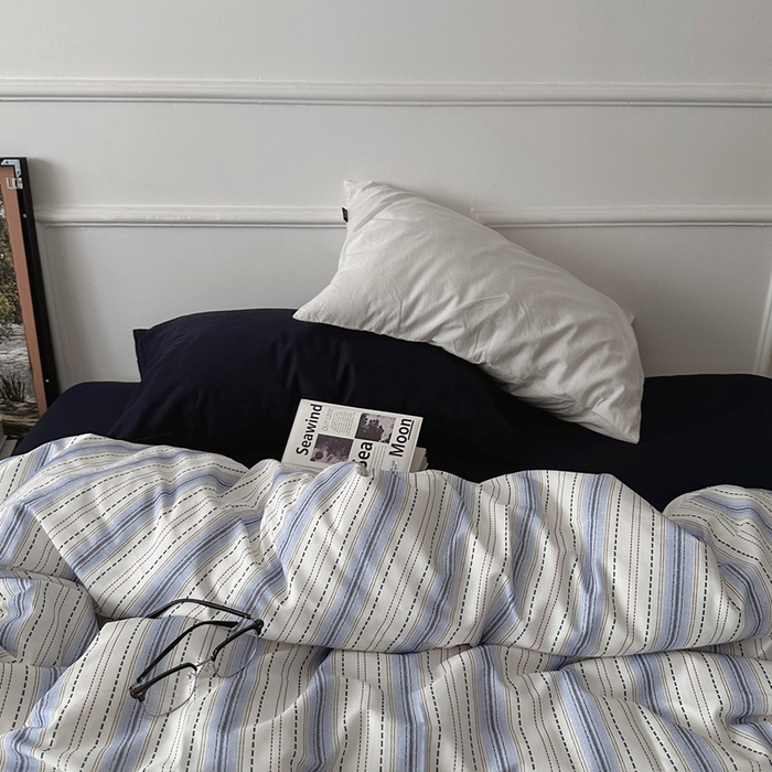 91家纺网 家纺一手货源 找家纺 柚可家居 2025新款40支色织全棉纯棉四件套 冰岛叙事（会员-5元） 冰岛叙事（枕套条纹+白色）