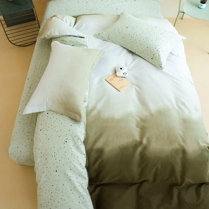 91家纺网 家纺一手货源 找家纺 印季家纺 2025新款全棉纯棉加厚渐变混纺磨毛四件套-过江寒 过江寒-深绿