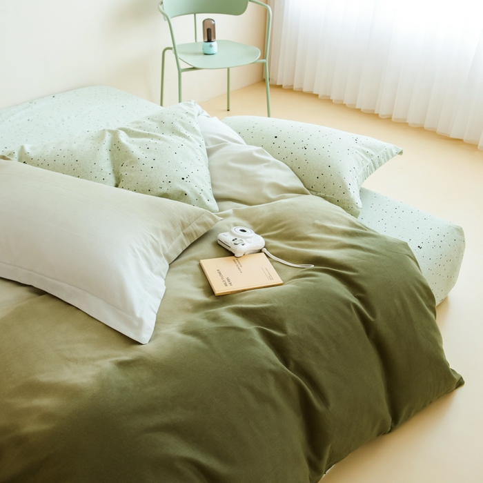 91家纺网 家纺一手货源 找家纺 印季家纺 2025新款全棉纯棉加厚渐变混纺磨毛四件套-过江寒 过江寒-深绿