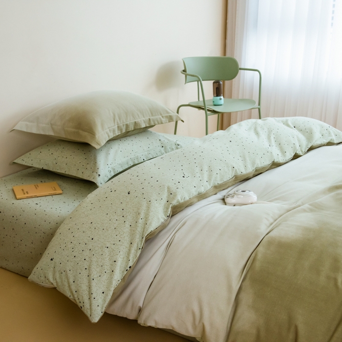 91家纺网 家纺一手货源 找家纺 印季家纺 2025新款全棉纯棉加厚渐变混纺磨毛四件套-过江寒 过江寒-深绿