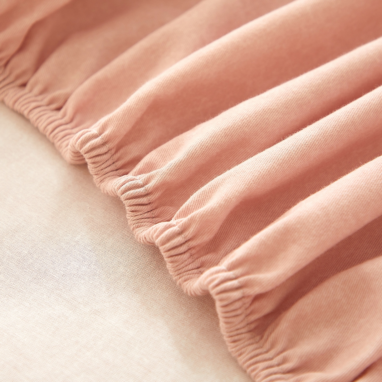 91家纺网 家纺一手货源 找家纺 DoDo 兜兜 2026新款全棉纯棉磨毛印花单床笠 床笠单件 B版梅染色-静影