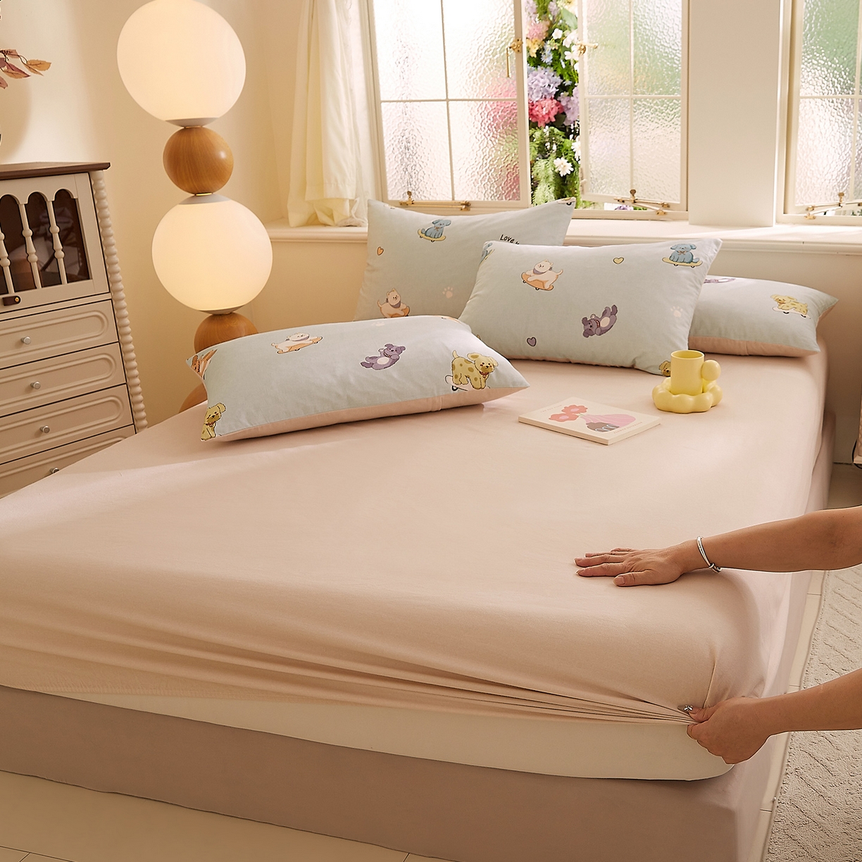 91家纺网 家纺一手货源 找家纺 DoDo 兜兜 2026新款全棉纯棉磨毛印花单床笠 床笠单件 B版燕麦奶-俏皮狗