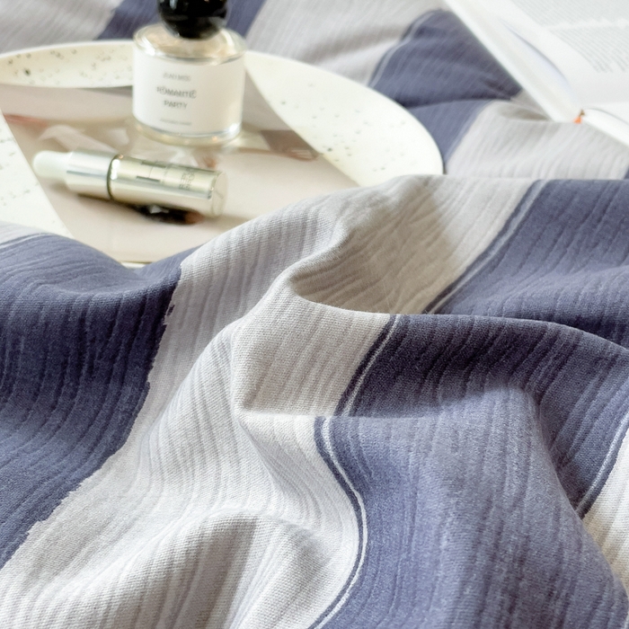 91家纺网 家纺一手货源 找家纺 印季家纺 2025新款生态全棉纯棉磨毛混纺欧式花边款四件套 淡路（兰）