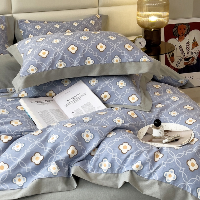 91家纺网 家纺一手货源 找家纺 印季家纺 2025新款生态全棉纯棉磨毛混纺欧式花边款四件套 卡萨（蓝）