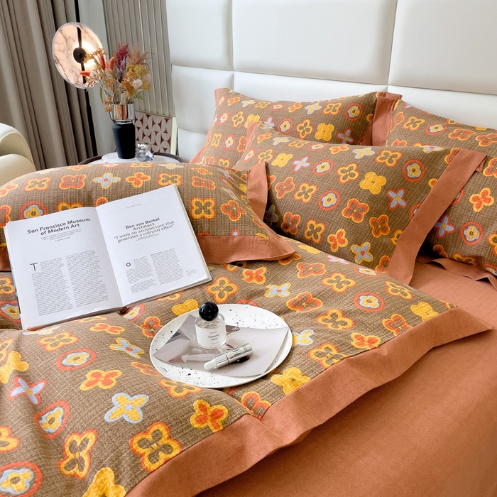 91家纺网 家纺一手货源 找家纺 印季家纺 2025新款生态全棉纯棉磨毛混纺欧式花边款四件套 路易登（咖）