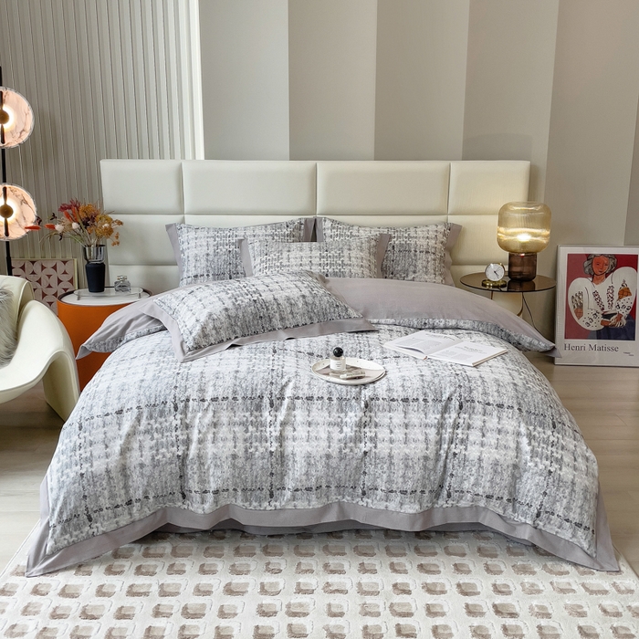 91家纺网 家纺一手货源 找家纺 印季家纺 2025新款生态全棉纯棉磨毛混纺欧式花边款四件套 茂纤（灰）