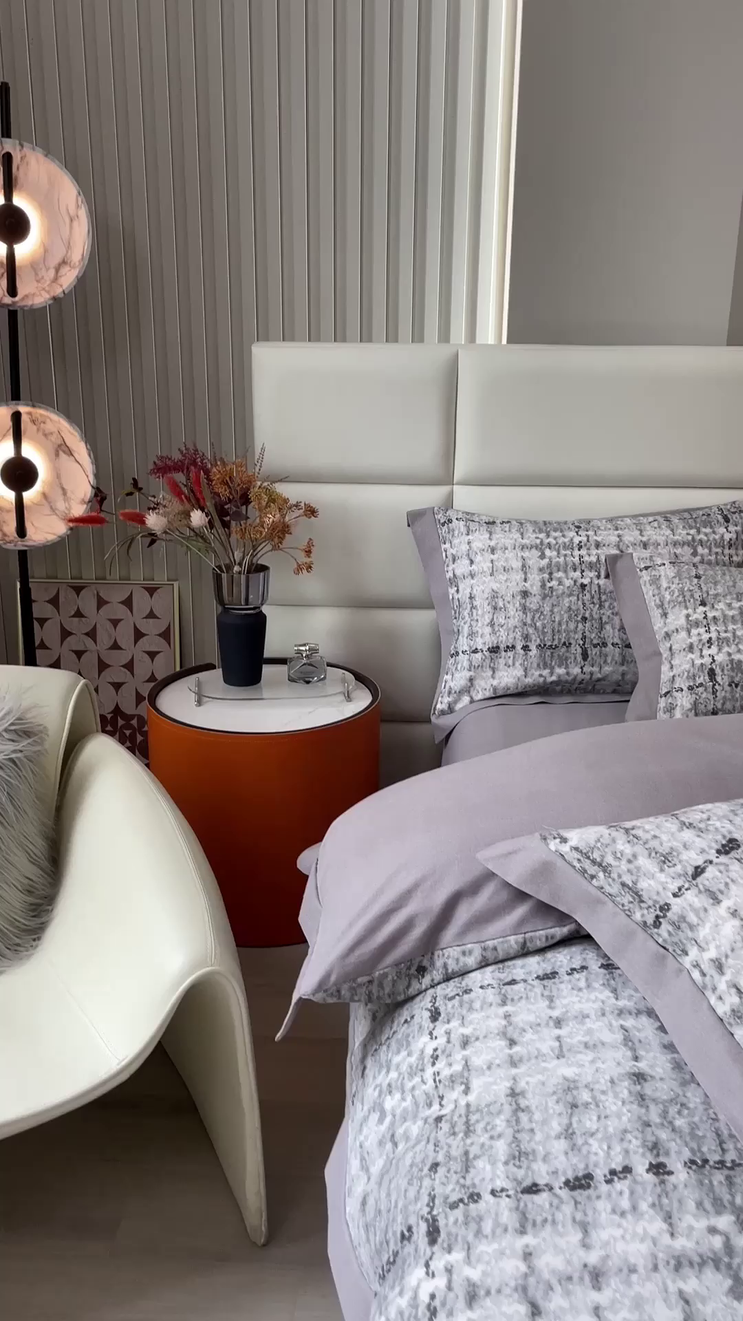 91家纺网 家纺一手货源 找家纺 印季家纺 2025新款生态全棉纯棉磨毛混纺欧式花边款四件套 茂纤（灰）